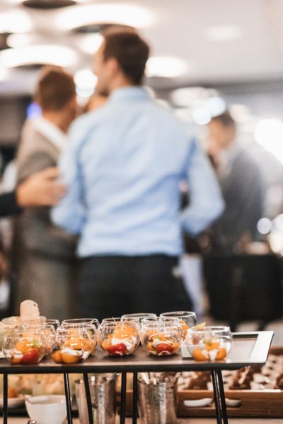 Blurred image of businesspeople at banquet event business meeting event. Business and entrepreneurship events concept.